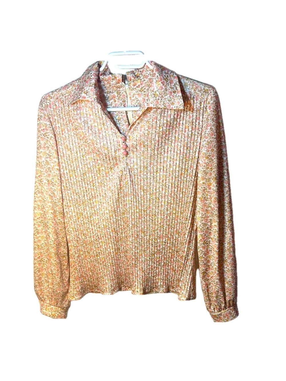 Vintage pleated Floral Button-Up Blouse peach, yellow and brown colours sz 15/16